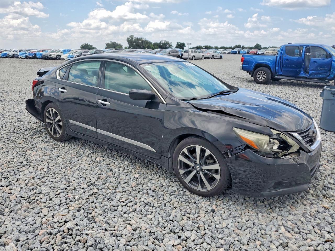 2016 Nissan Altima 2.5 Sr - zdjęcie 4