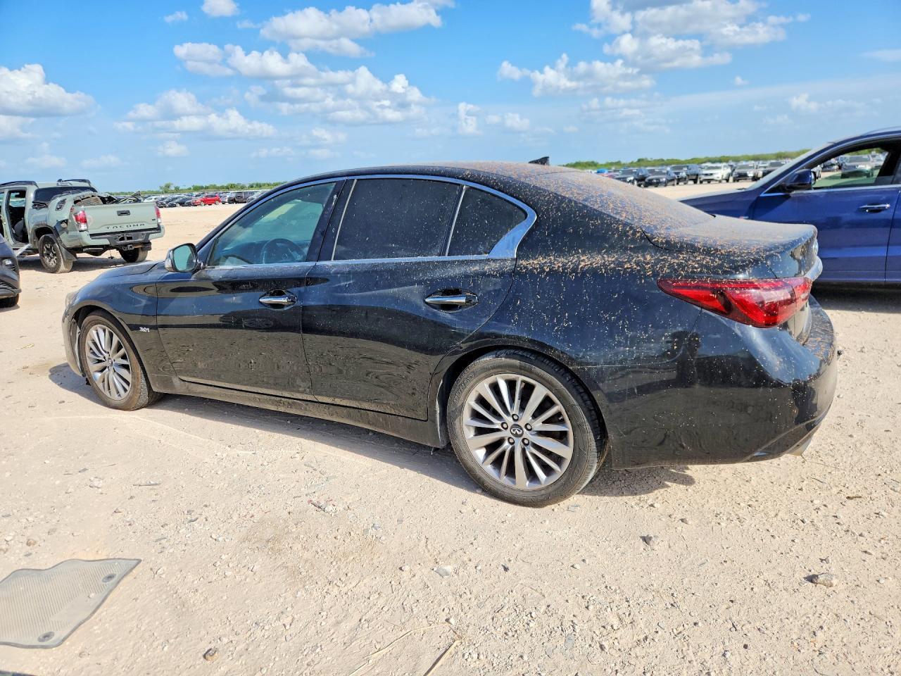 2018 Infiniti Q50 3.0T Luxe - zdjęcie 2