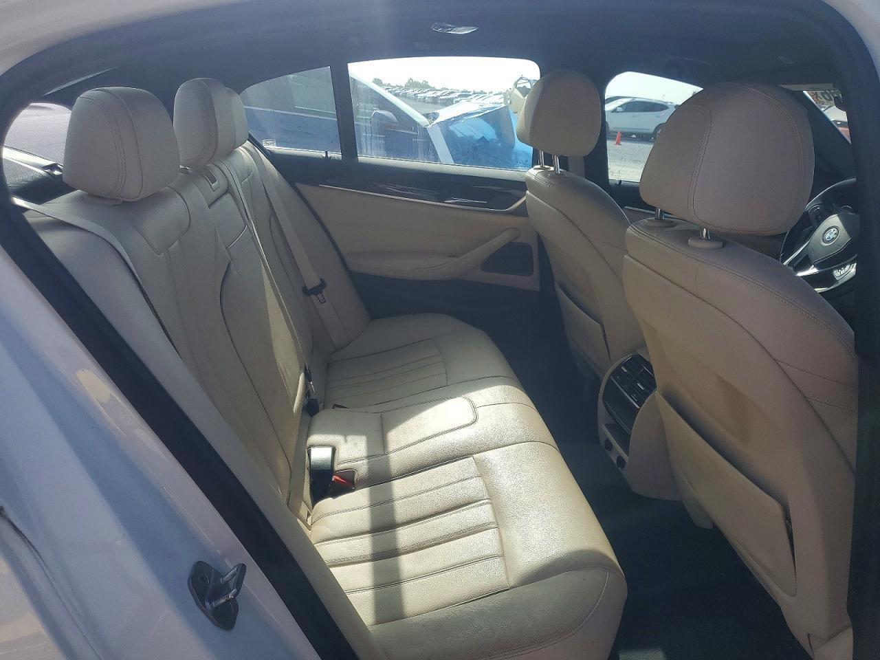 2018 BMW 540 I - zdjęcie 10