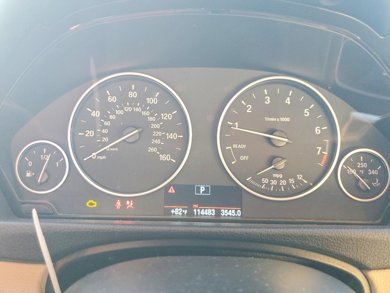 2015 BMW 320 I - zdjęcie 9