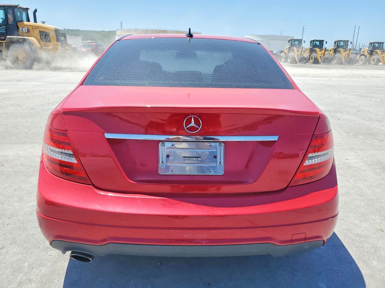 2014 Mercedes-Benz C 250 - zdjęcie 6