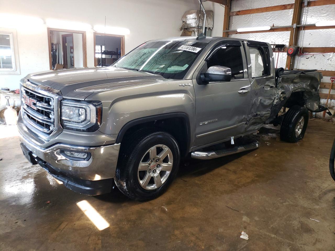 2017 GMC Sierra K1500 Slt - zdjęcie główne