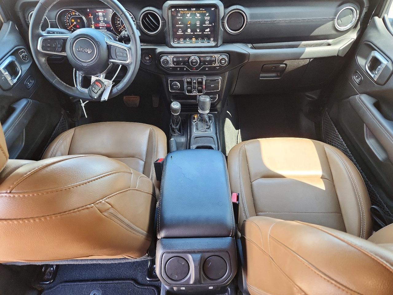 2022 Jeep Wrangler Unlimited Sahara - zdjęcie 8