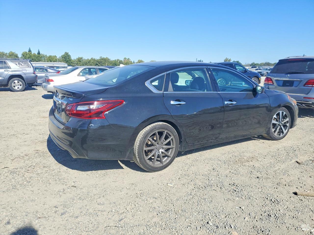 2018 Nissan Altima 2.5 Sr - zdjęcie 3