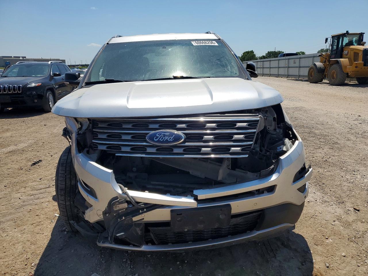 2016 Ford Explorer Xlt - zdjęcie 5