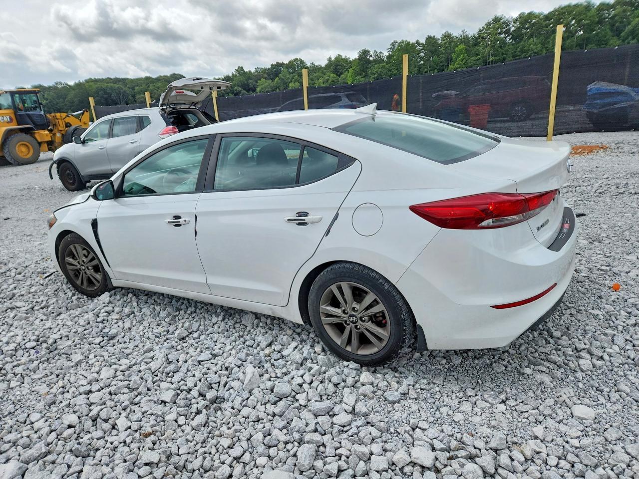 2018 Hyundai Elantra Sel - zdjęcie 2