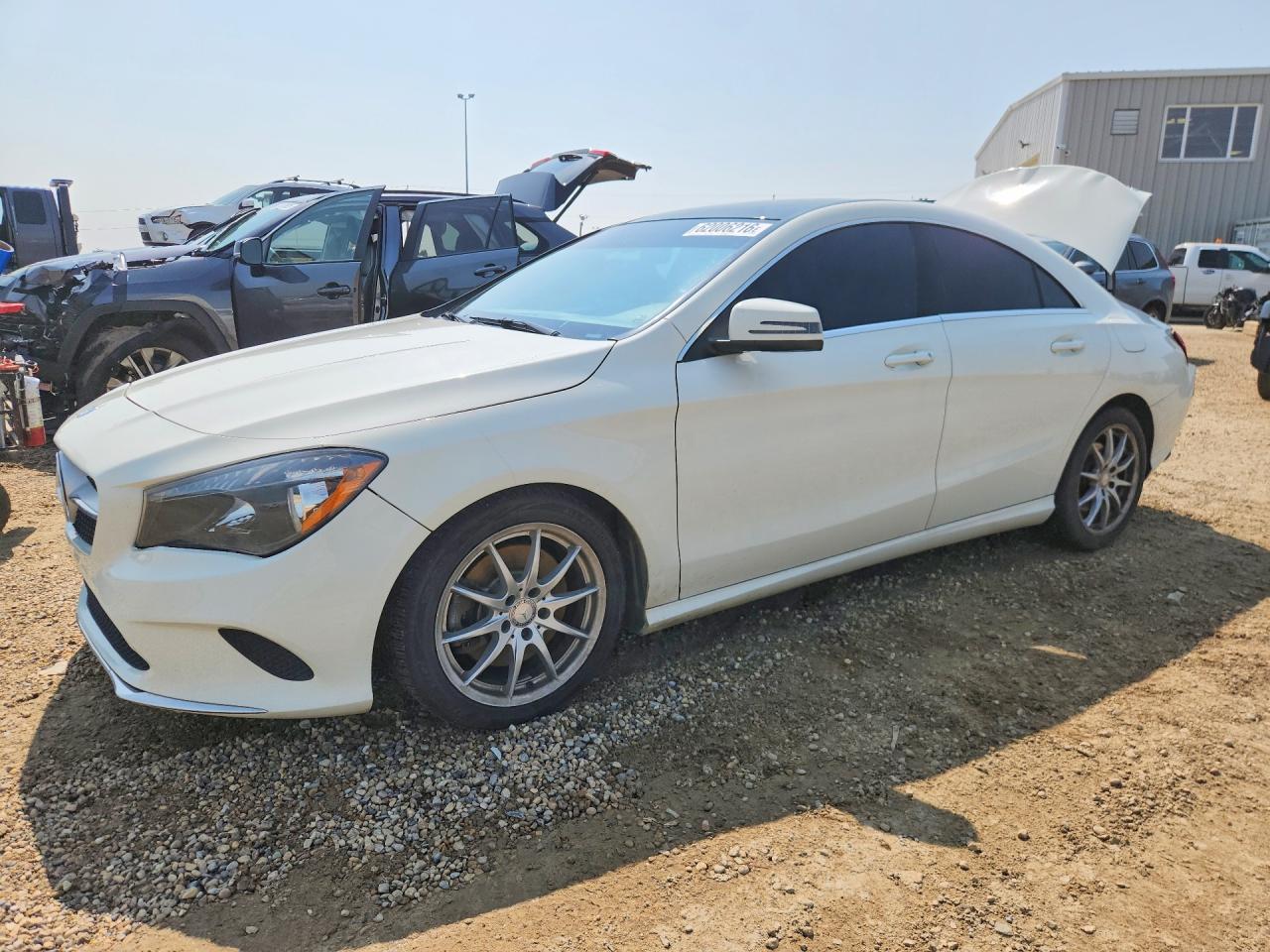 2017 Mercedes-Benz Cla 250 4Matic - zdjęcie główne