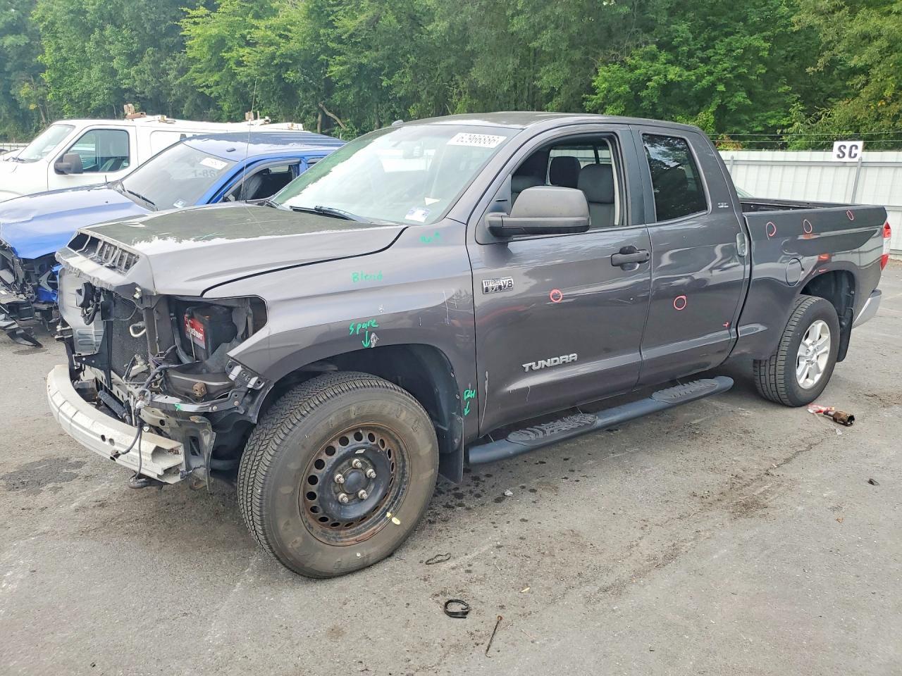 2015 Toyota Tundra Sr5 - zdjęcie główne