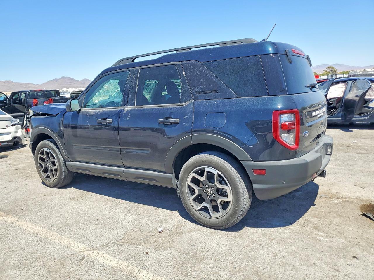 2022 Ford Bronco Sport Big Bend - zdjęcie 2