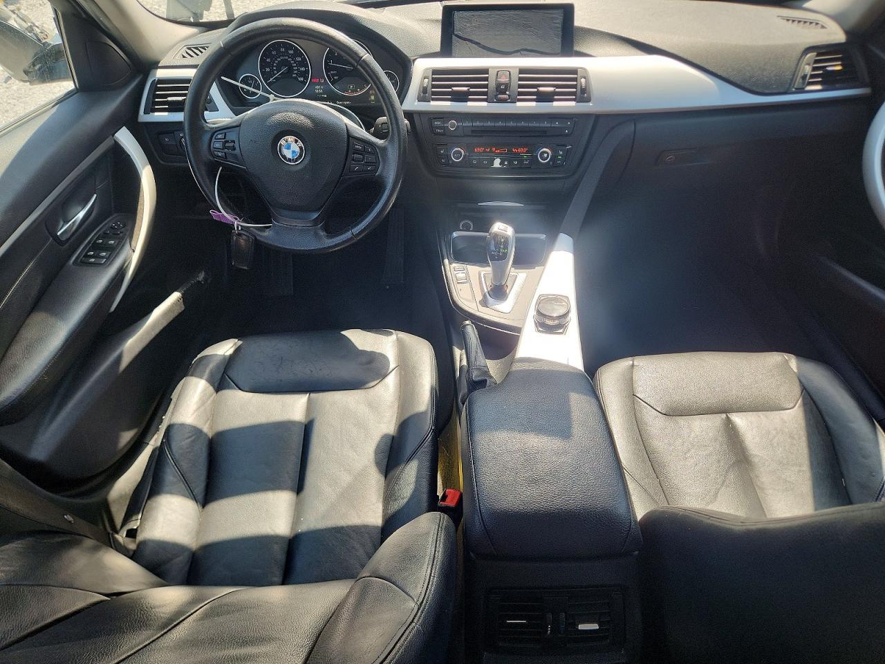 2013 BMW 328 I - zdjęcie 8