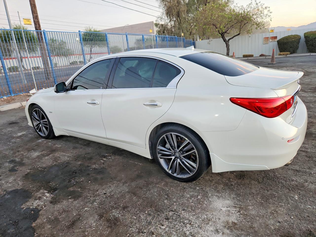 2021 Infiniti Q50 Pure - zdjęcie 2
