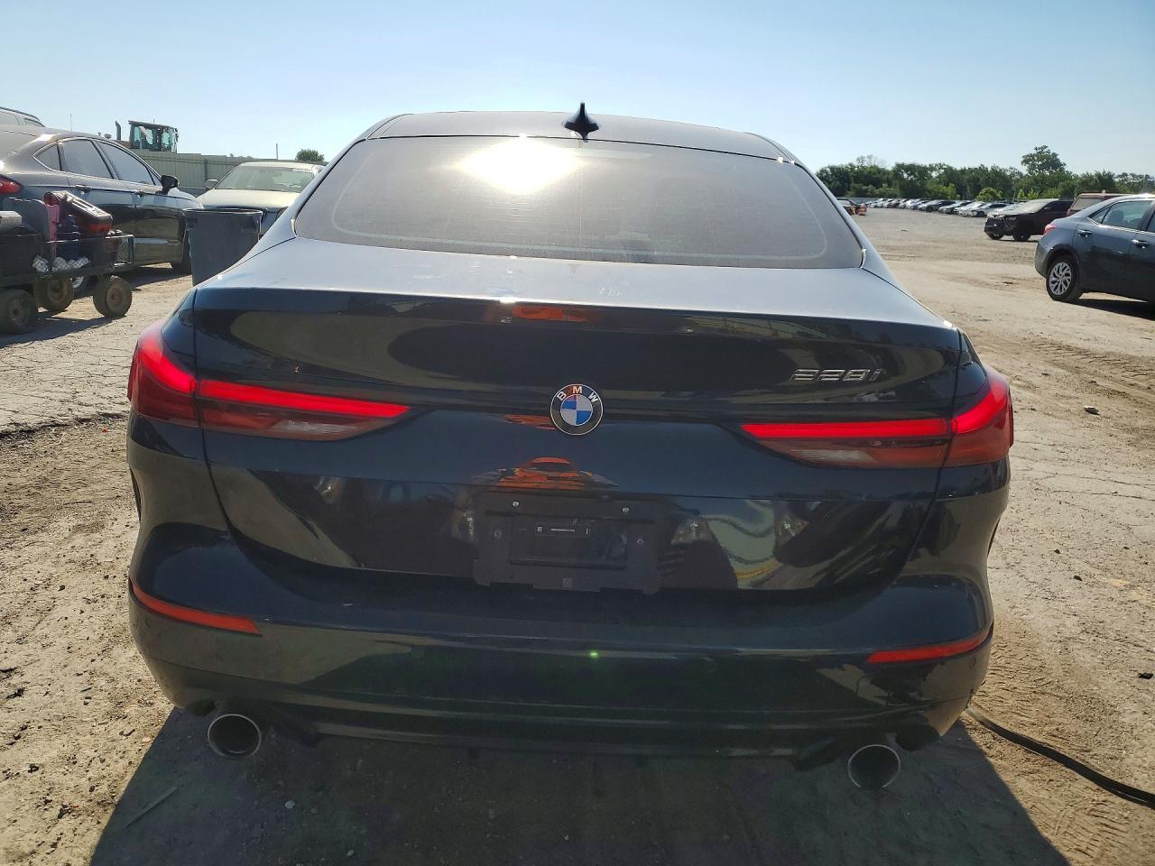 2024 BMW 228I - zdjęcie 6