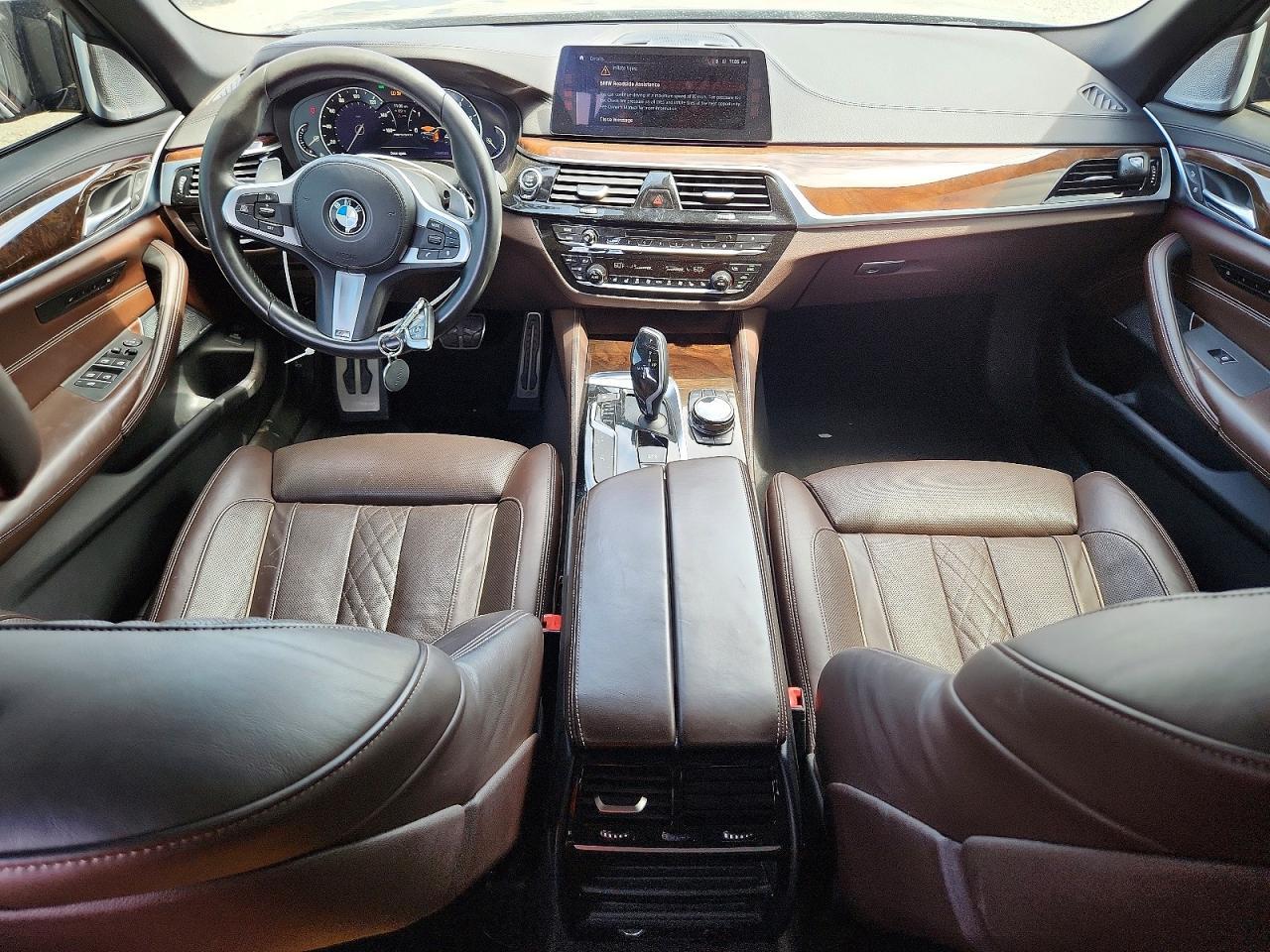 2018 BMW Seria 5 M550i - zdjęcie 8