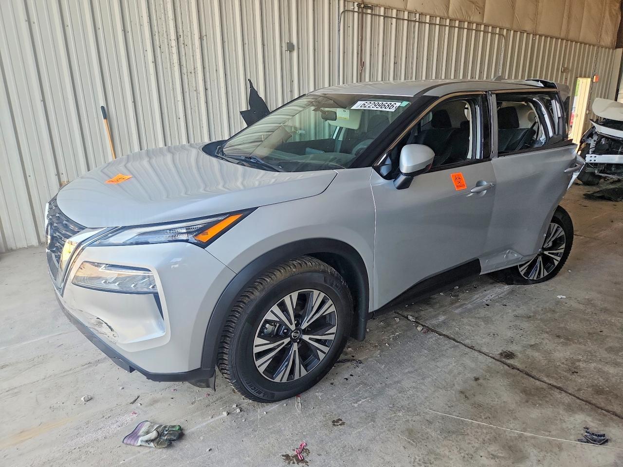 2021 Nissan Rogue Sv - zdjęcie główne