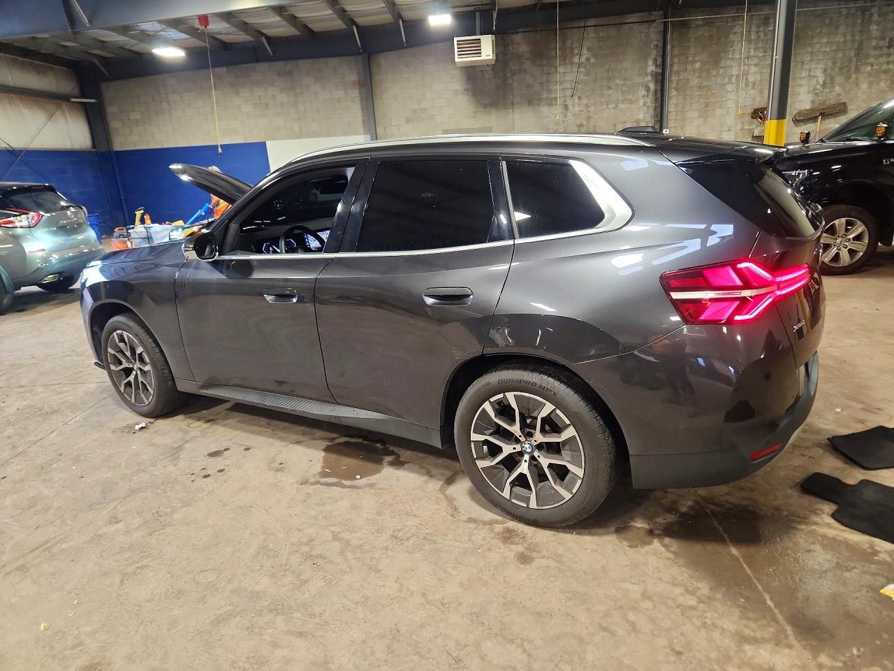 2025 BMW X3 30 xDrive - zdjęcie 2
