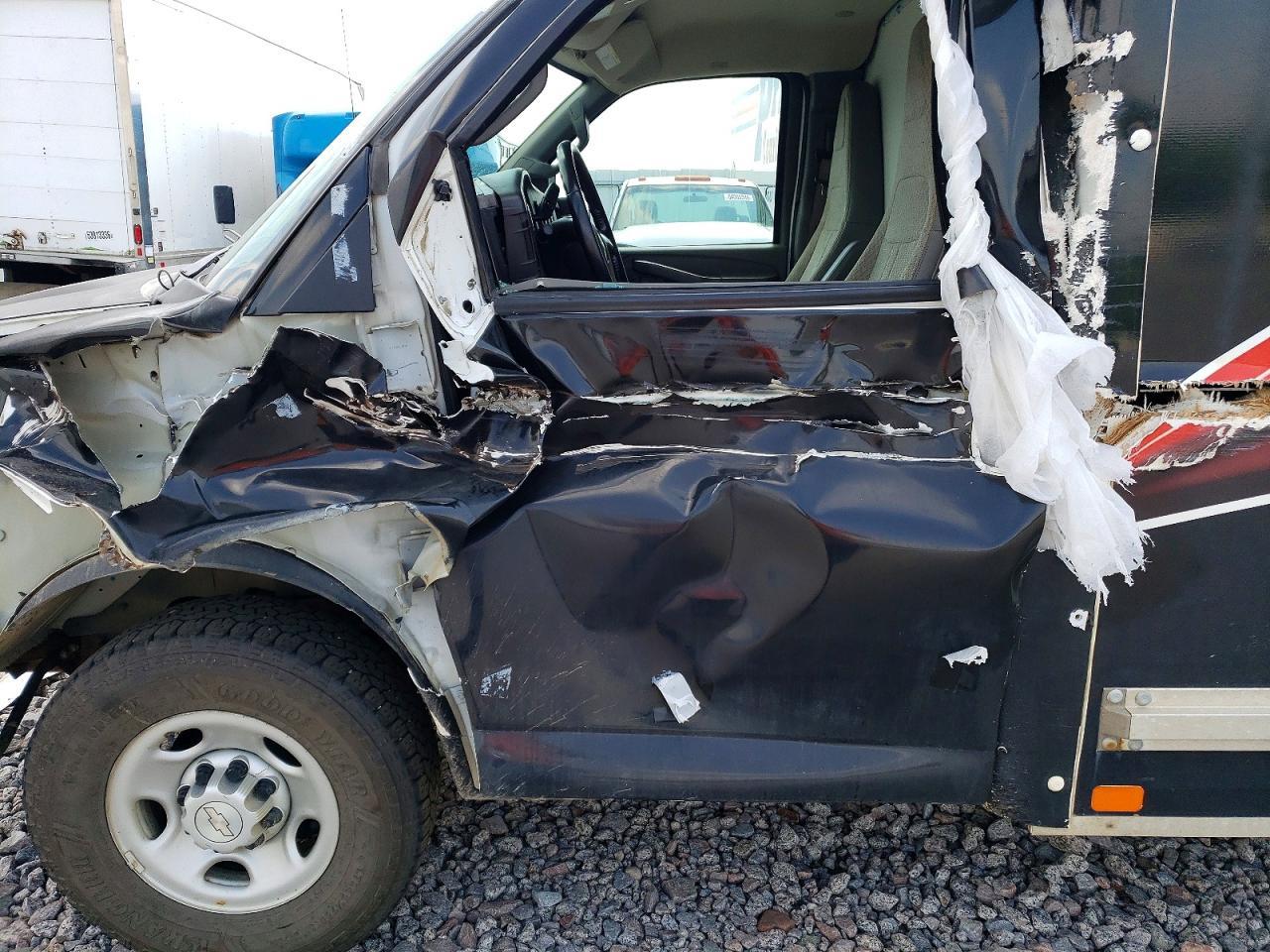 2019 Chevrolet Express - zdjęcie 7