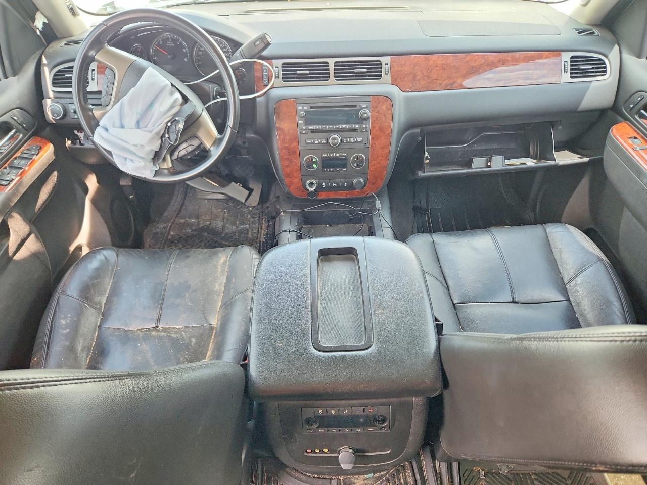 2013 Chevrolet Tahoe C1500 Lt - zdjęcie 8