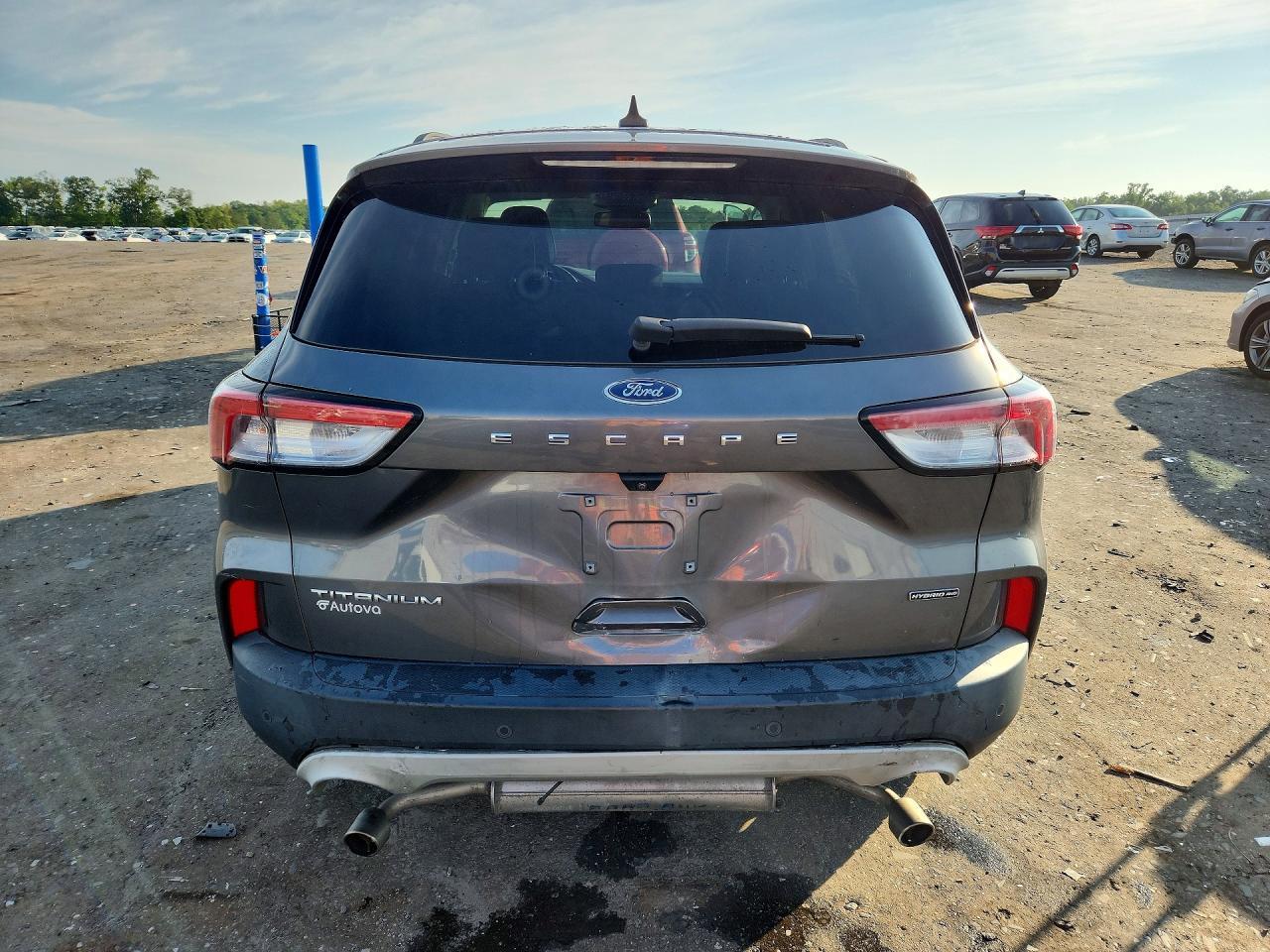 2021 Ford Escape Titanium - zdjęcie 6