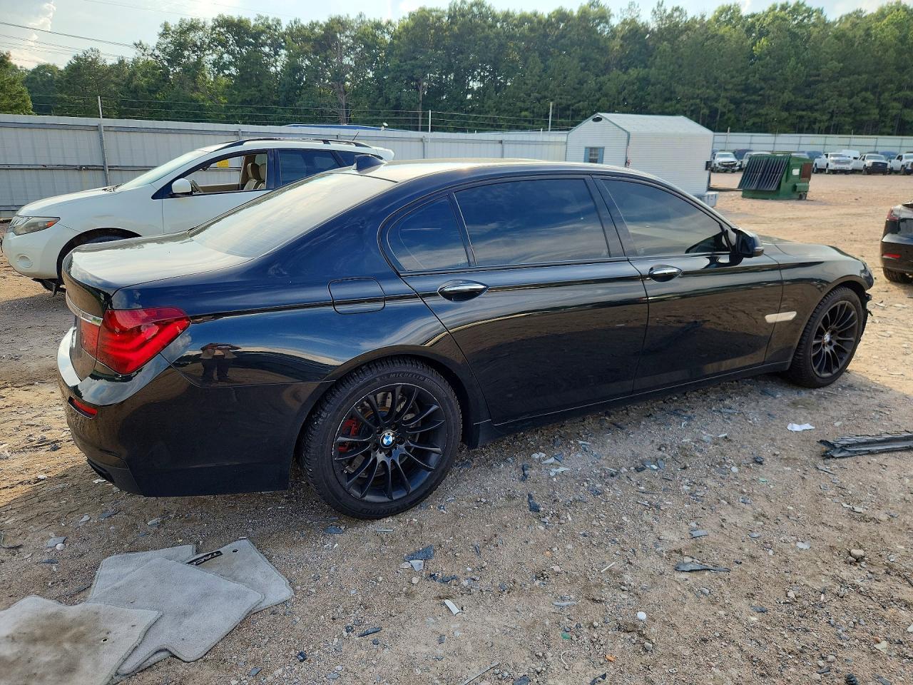 2013 BMW 750 Li - zdjęcie 3