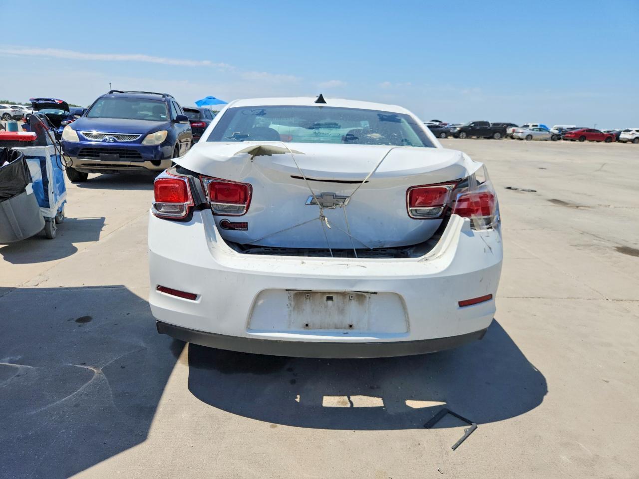 2014 Chevrolet Malibu Ls - zdjęcie 6