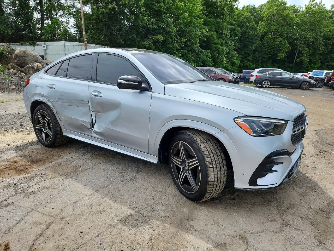 2026 Mercedes-Benz Gle Coupe 450 4Matic - zdjęcie 4