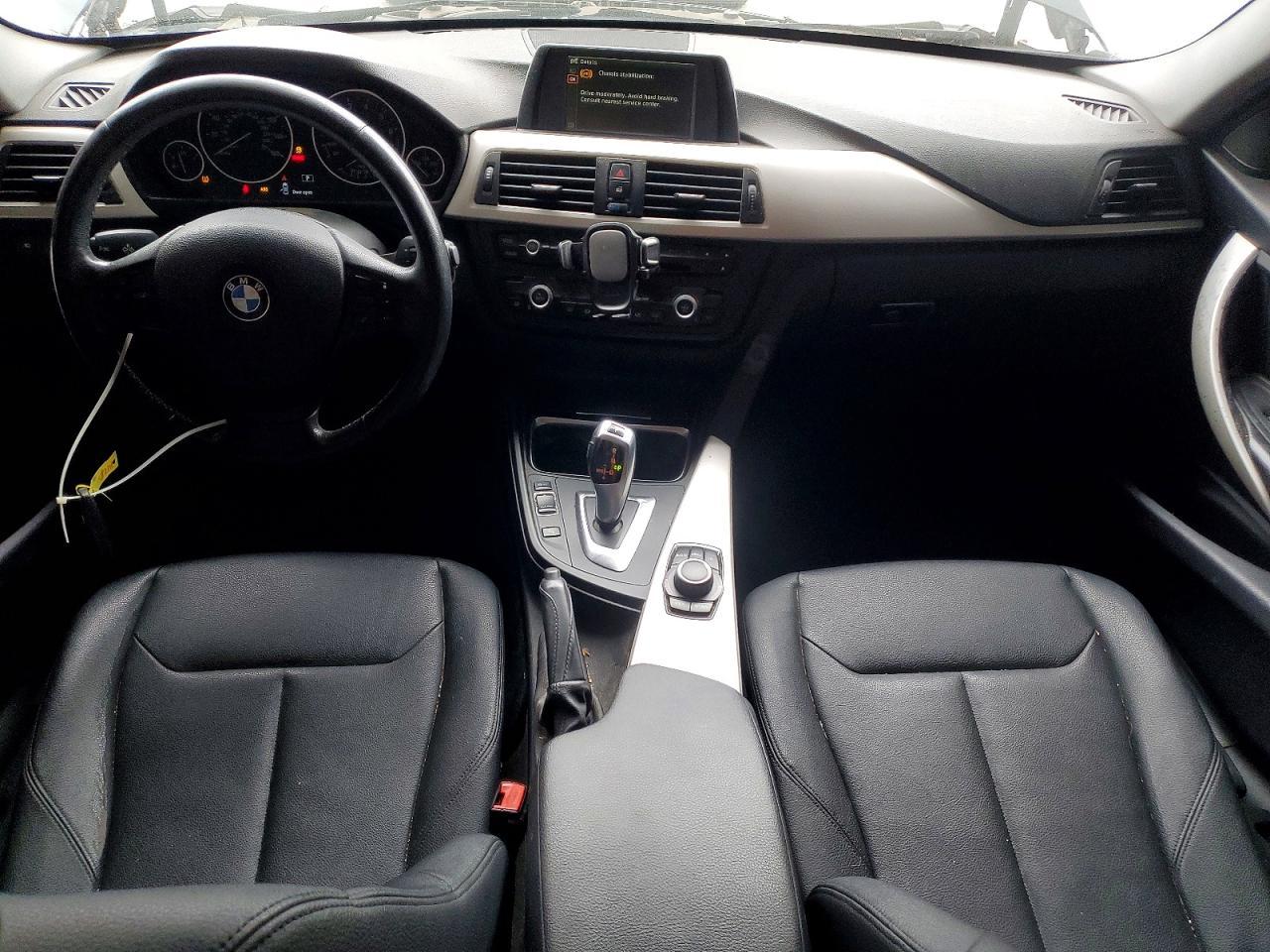 2014 BMW 320 I - zdjęcie 8