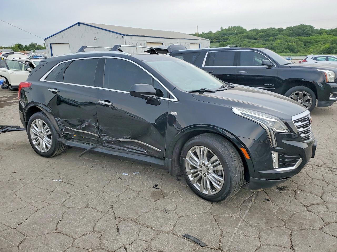 2017 Cadillac Xt5 Premium Luxury - zdjęcie 4