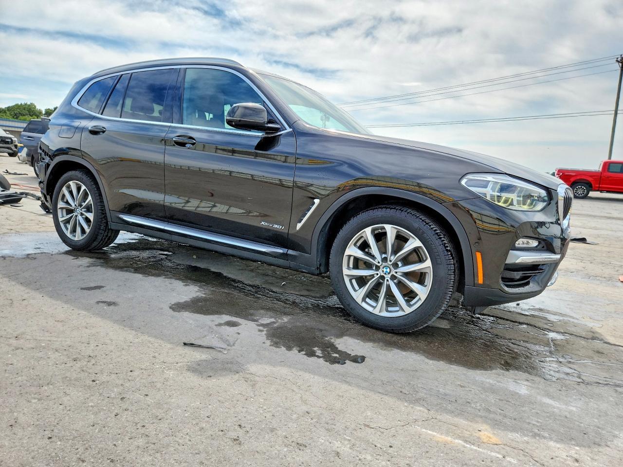 2018 BMW X3 xDrive30I - zdjęcie 4