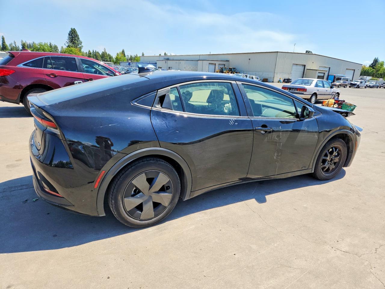 2024 Toyota Prius Le - zdjęcie 3