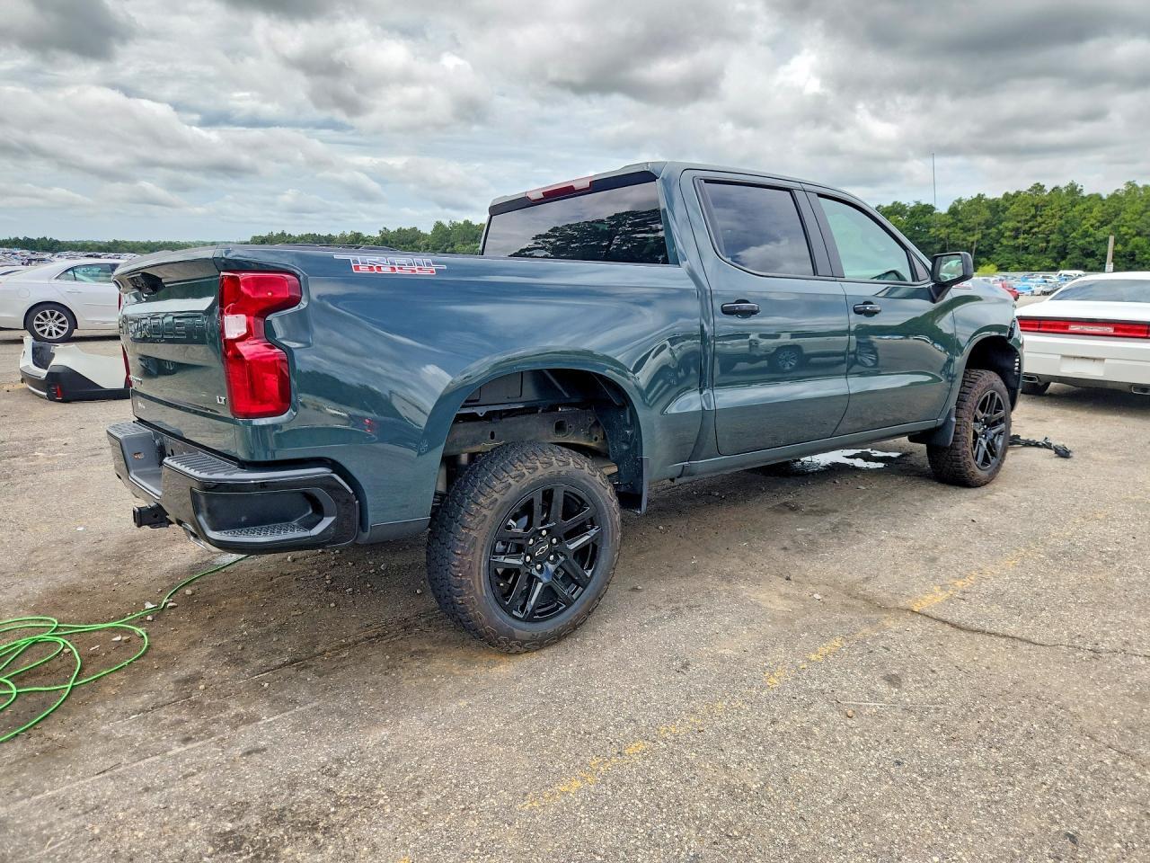 2026 Chevrolet Silverado K1500 Lt Trail Boss - zdjęcie 3