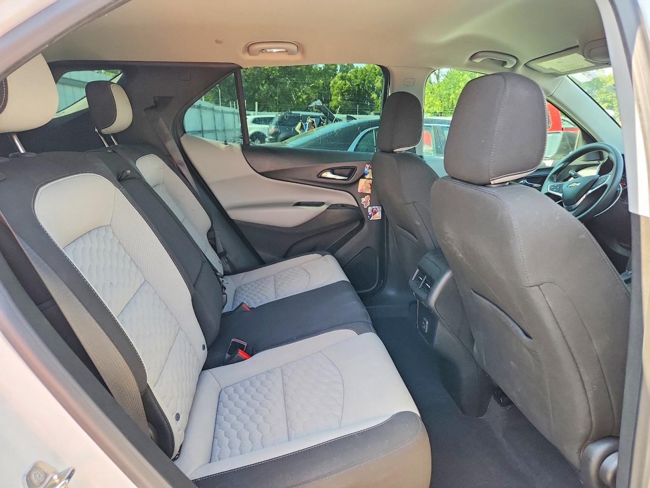 2019 Chevrolet Equinox Ls - zdjęcie 10