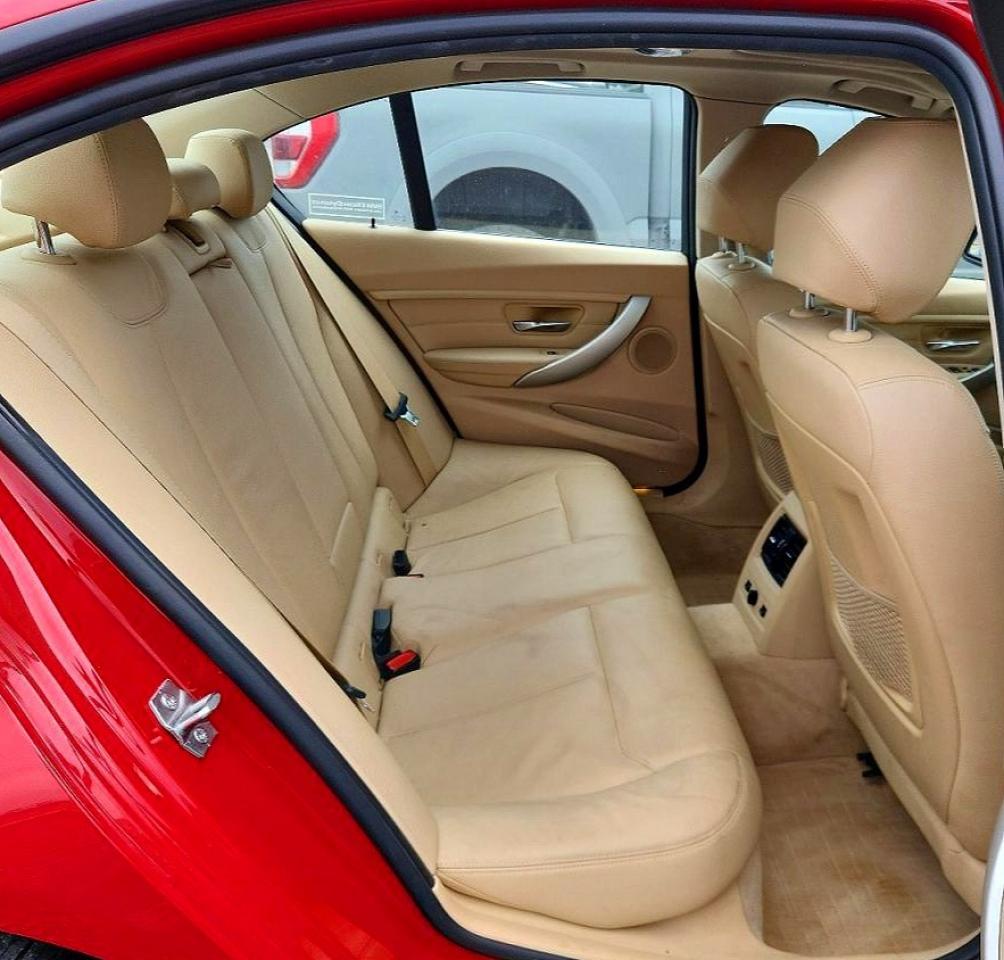 2013 BMW Seria 3 328i - zdjęcie 10