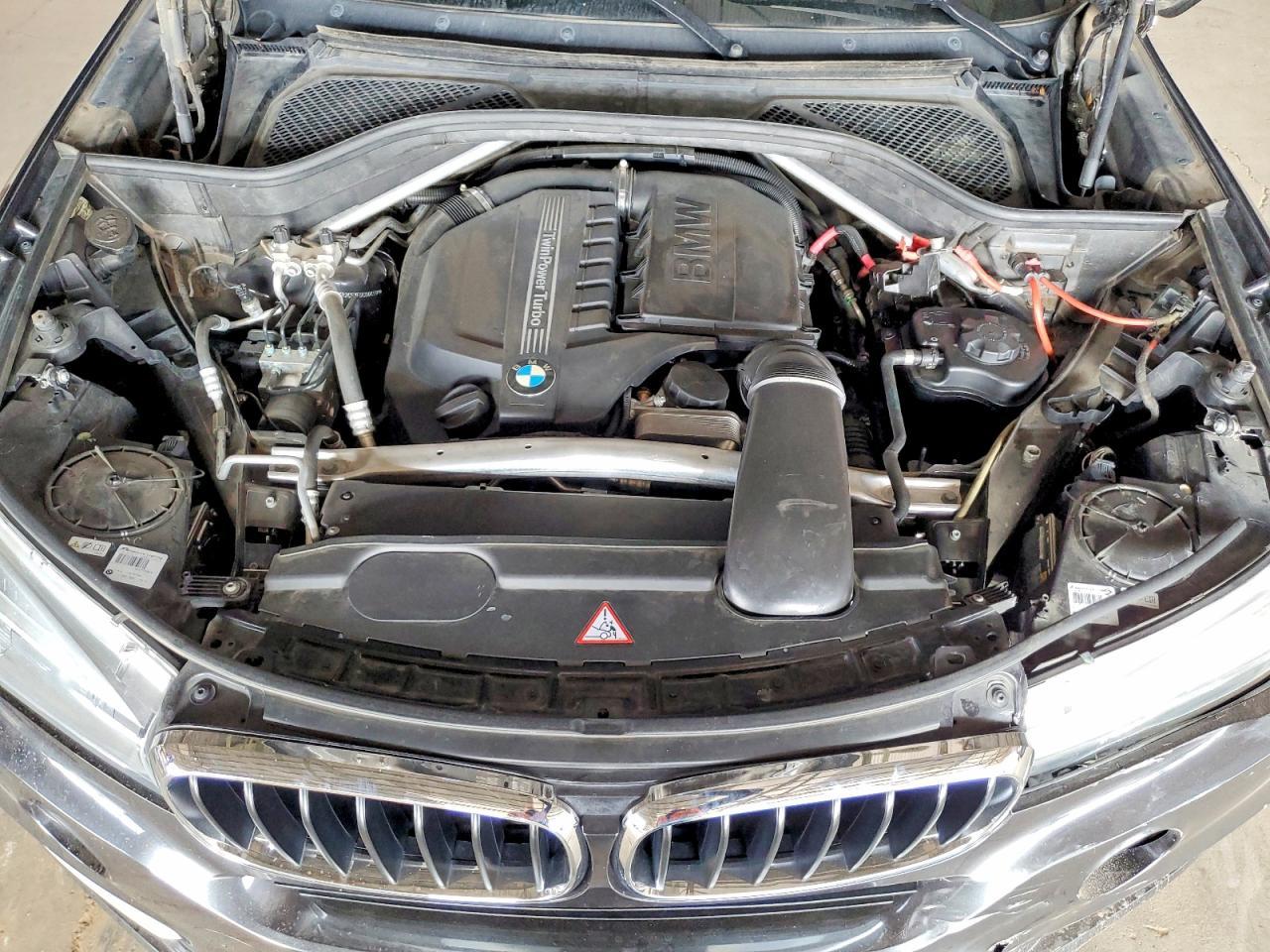 2014 BMW X5 Sdrive35I - zdjęcie 11