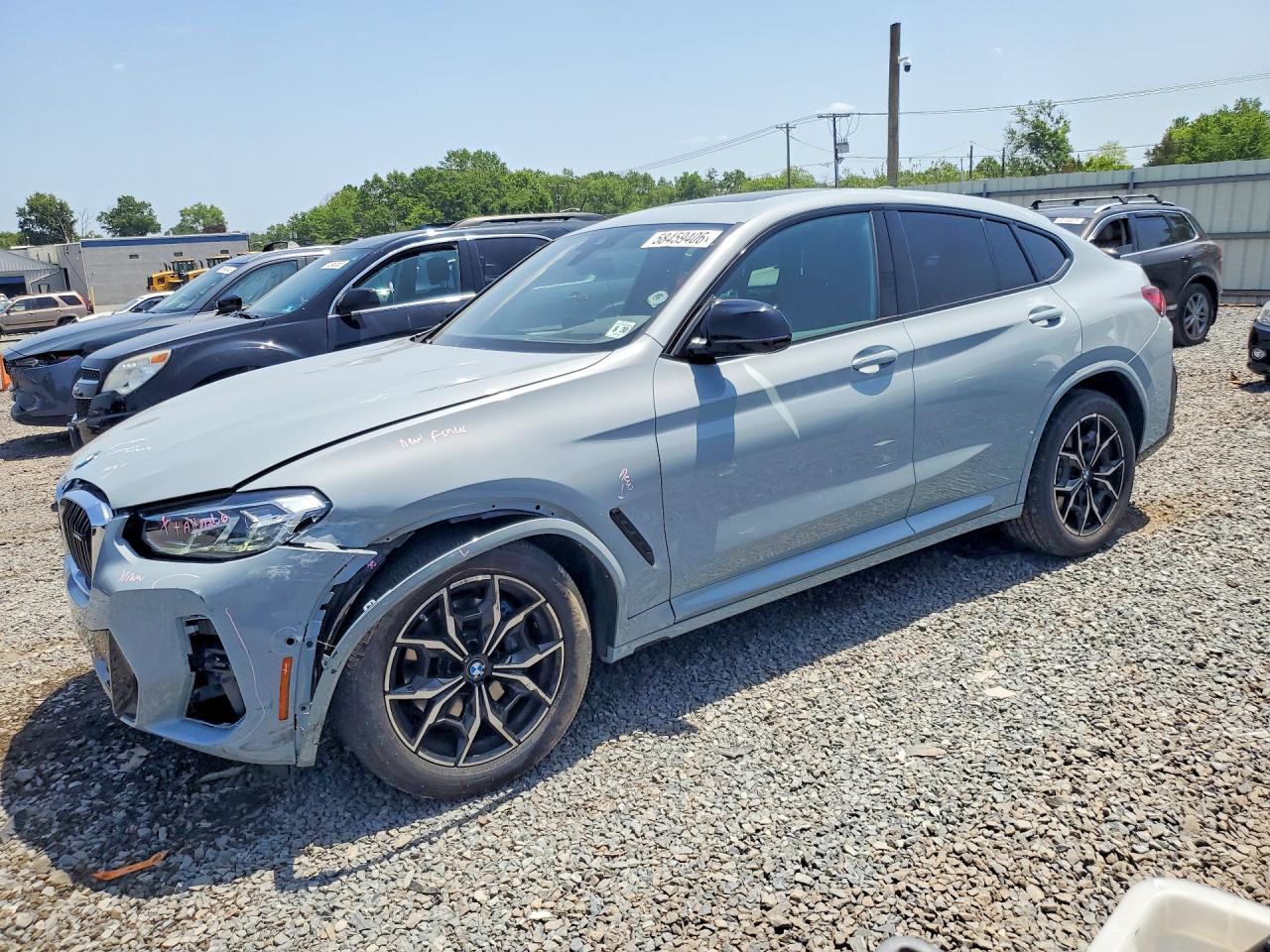 2025 BMW X4 M40I - zdjęcie główne