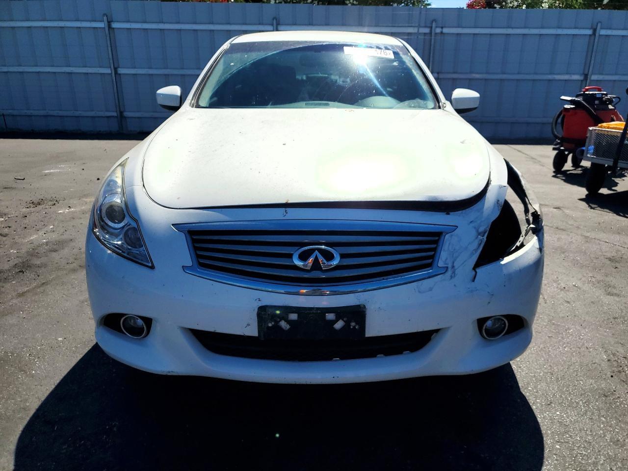 2015 Infiniti Q40 Base - zdjęcie 5
