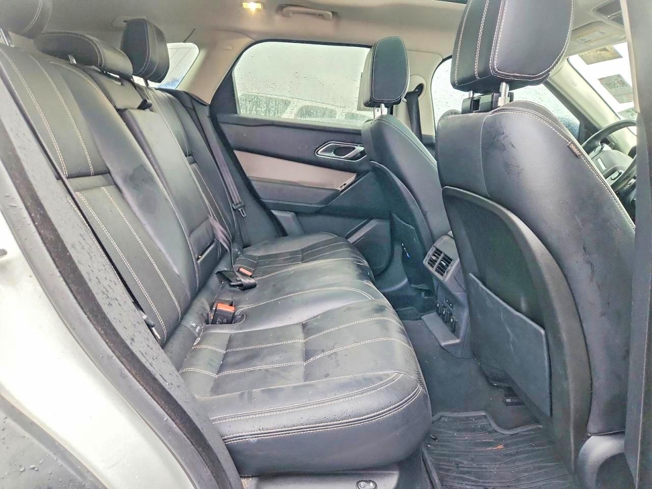 2018 Land Rover Range Rover Velar S - zdjęcie 10