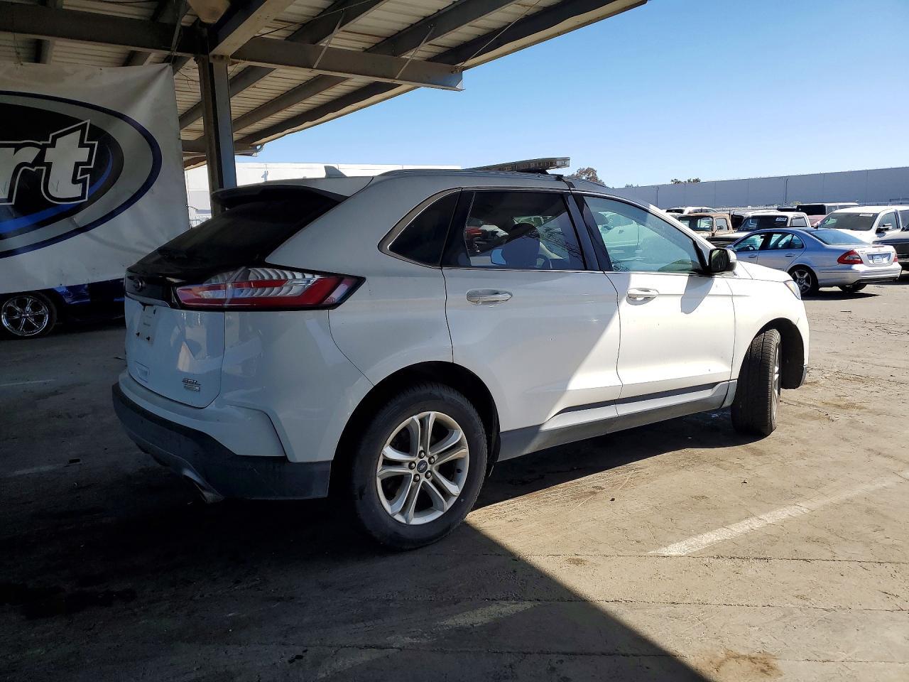 2020 Ford Edge Sel - zdjęcie 3