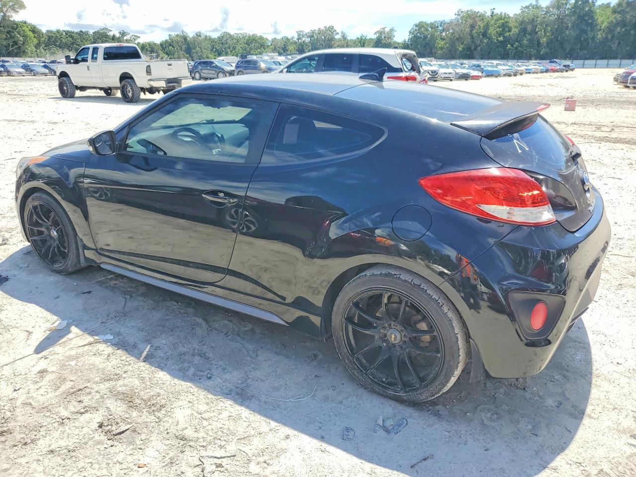 2016 Hyundai Veloster Turbo - zdjęcie 2