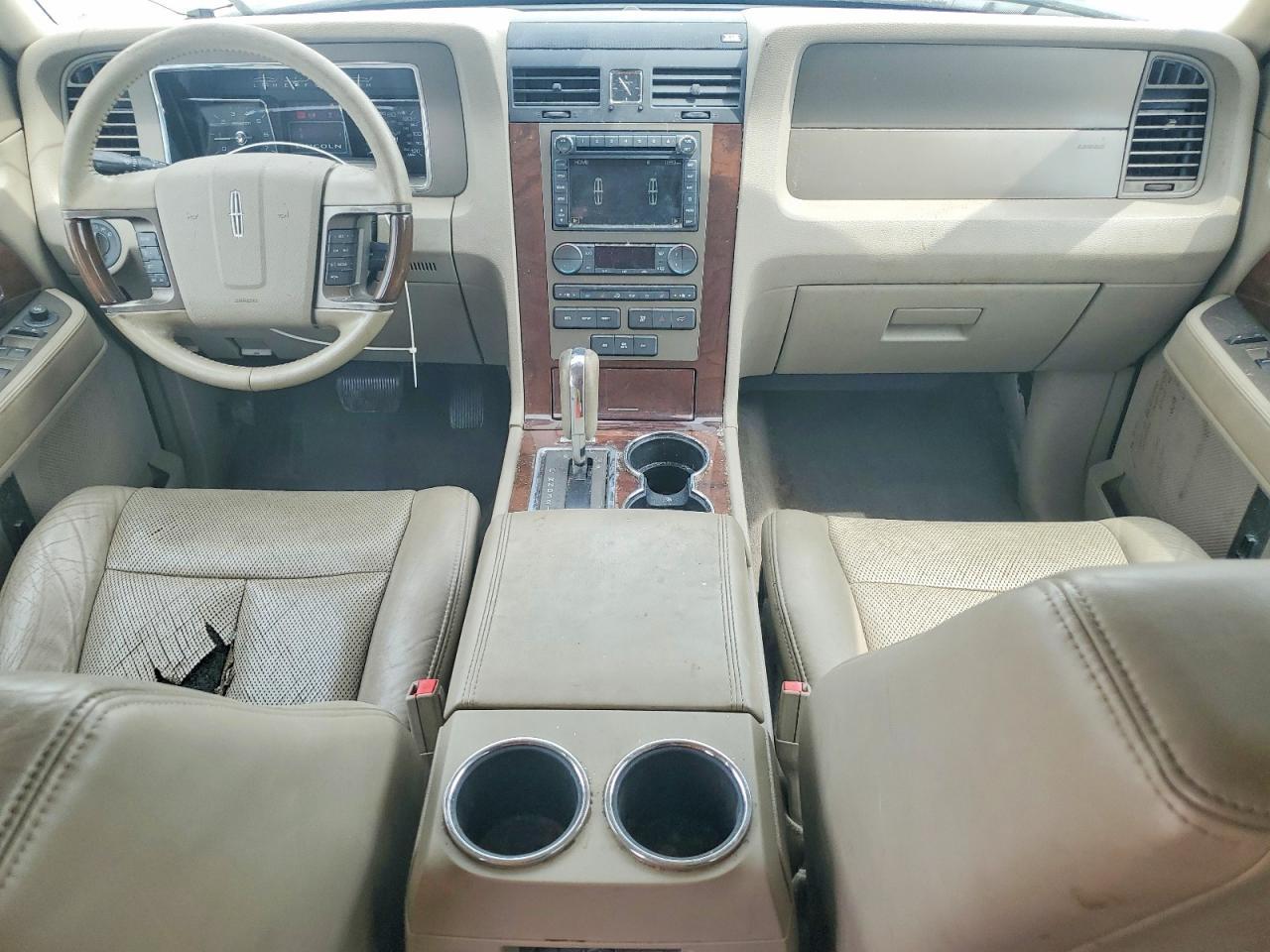 2013 Lincoln Navigator - zdjęcie 8