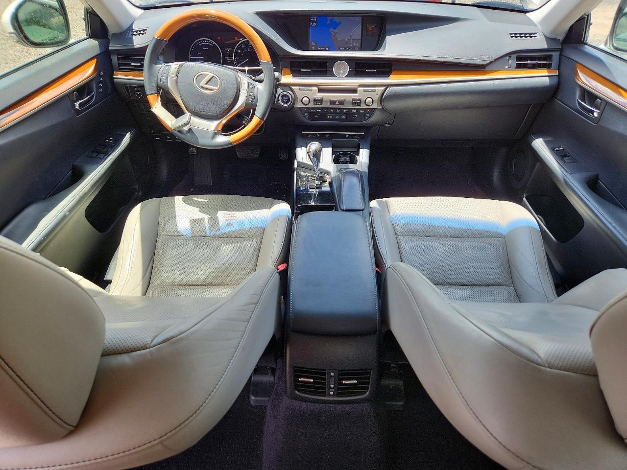 2014 Lexus Es 300H - zdjęcie 8