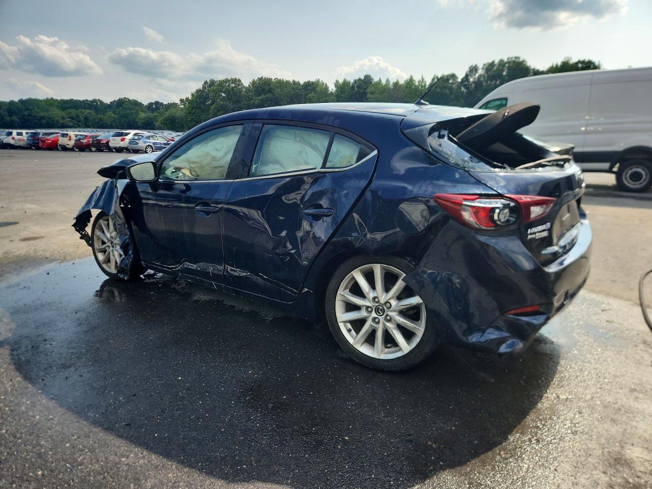 2017 Mazda 3 Touring - zdjęcie 2
