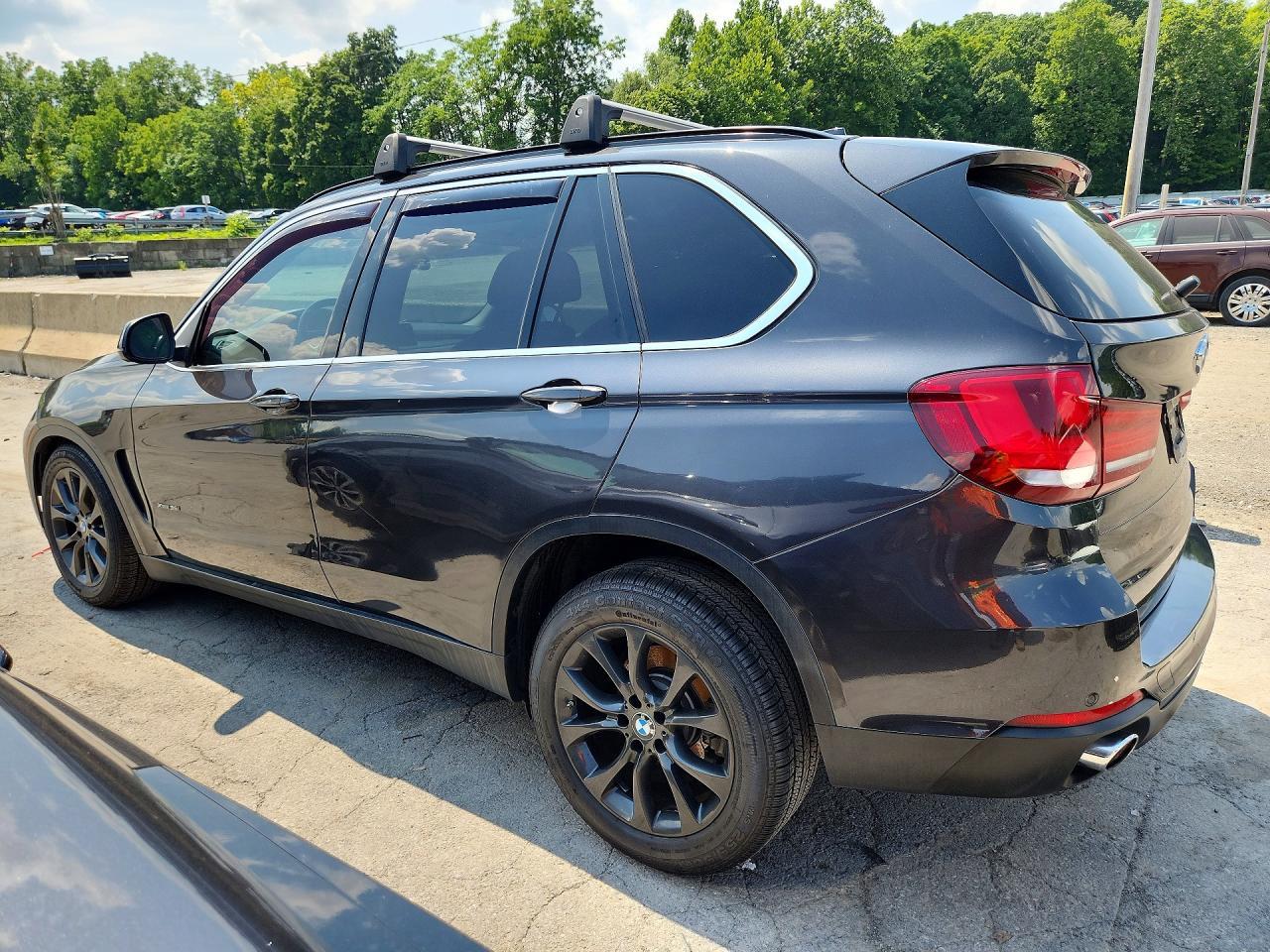 2016 BMW X5 xDrive35I - zdjęcie 2