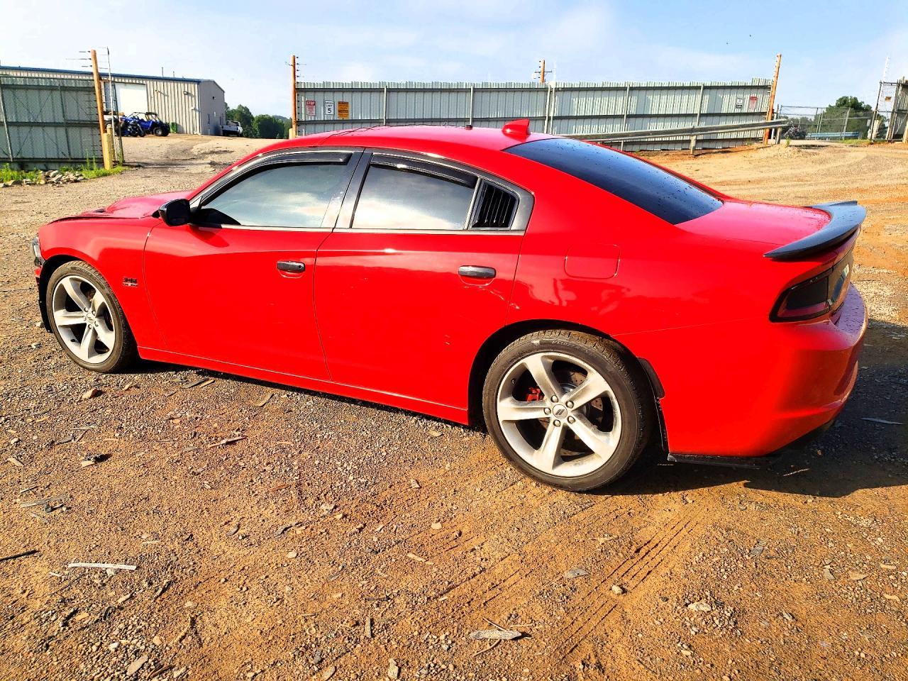2016 Dodge Charger R/T - zdjęcie 2