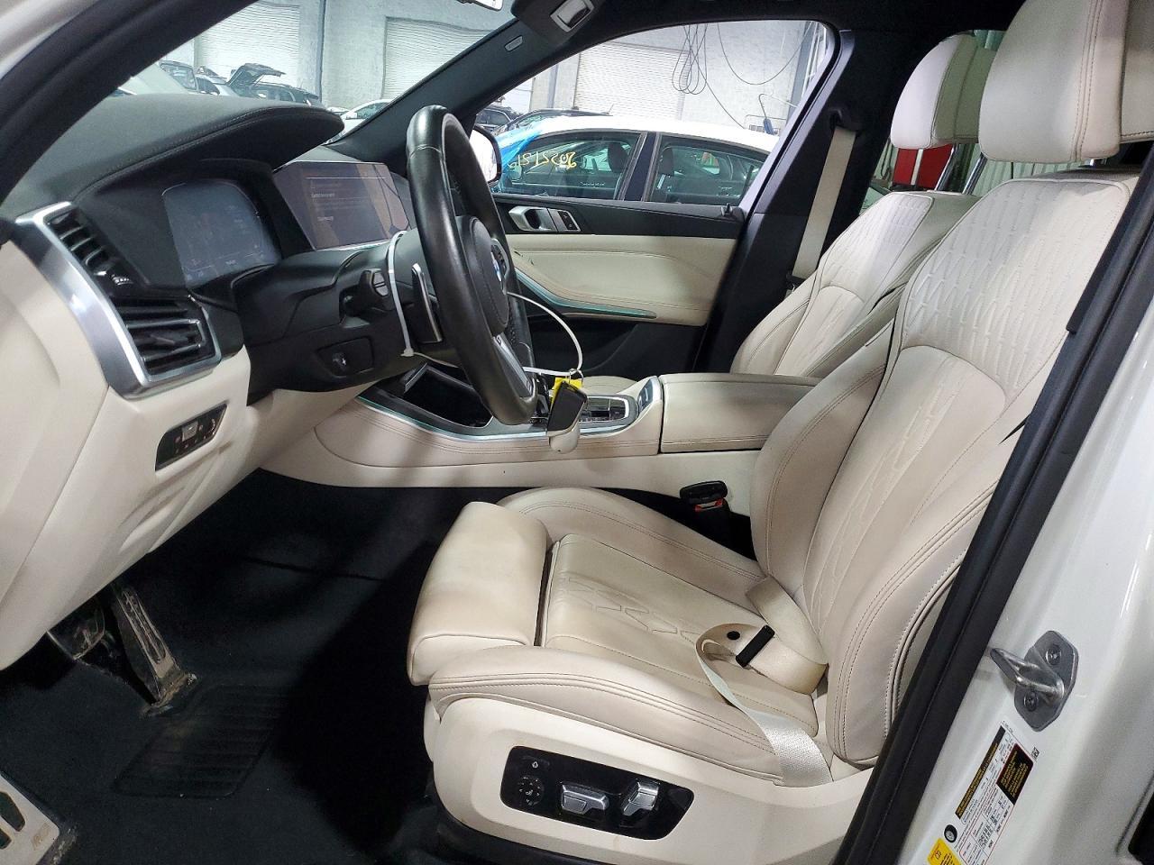 2022 BMW X5 xDrive40I - zdjęcie 7
