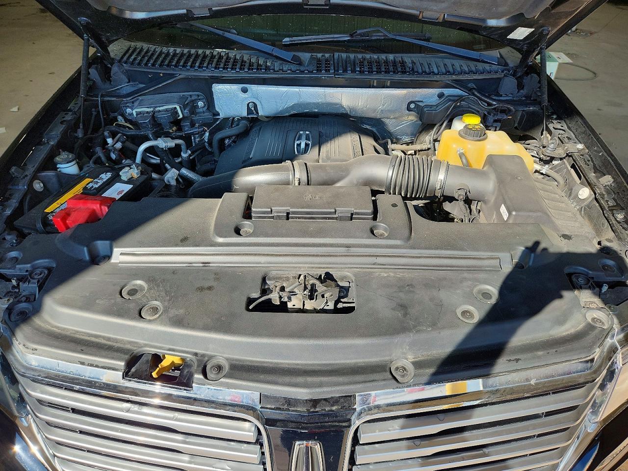 2016 Lincoln Navigator Select - zdjęcie 12