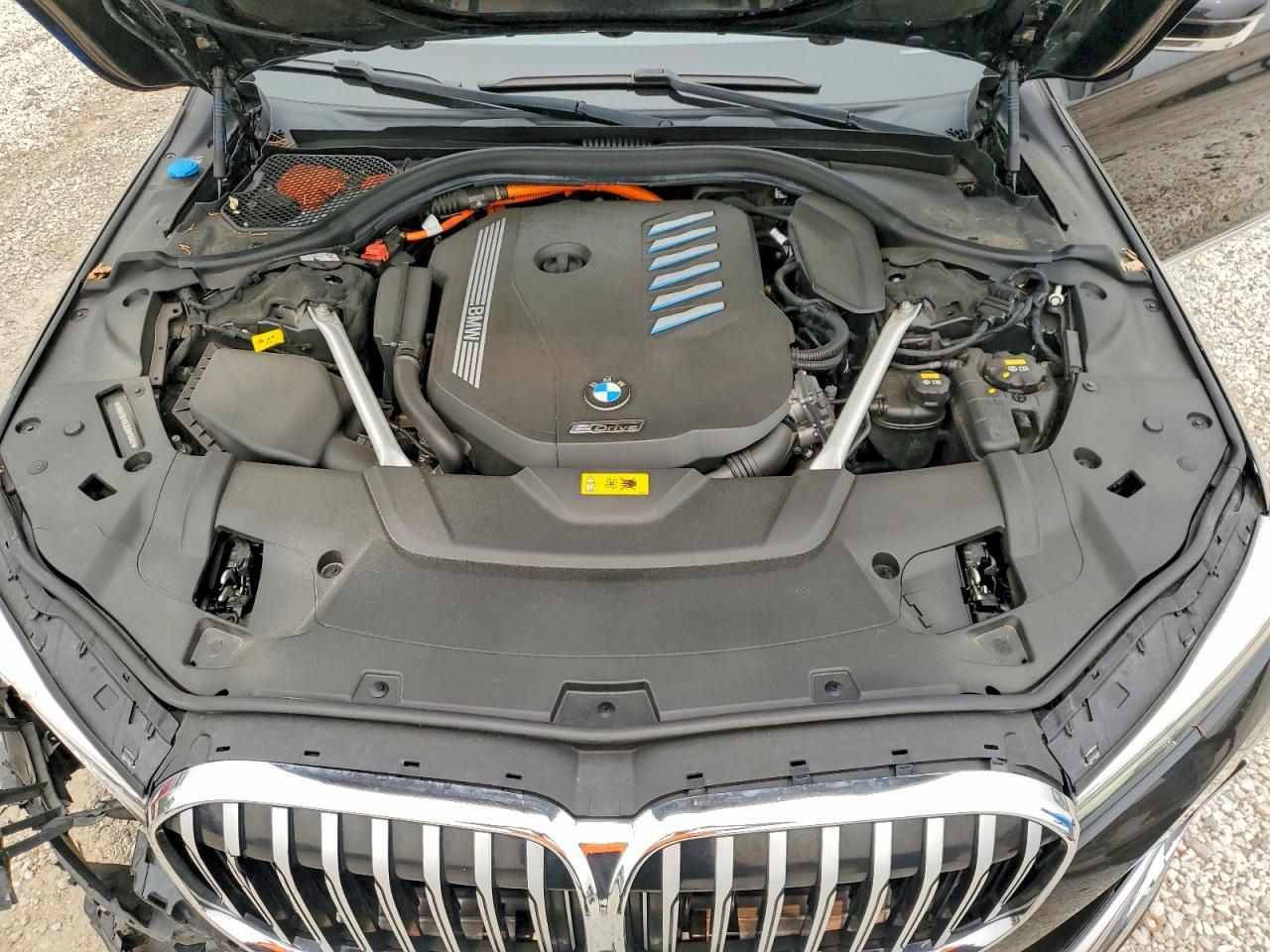 2020 BMW Seria 7 745e - zdjęcie 11