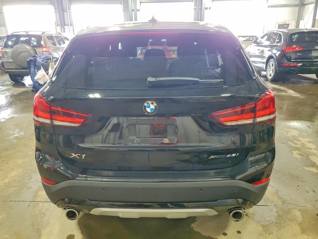 2021 BMW X1 xDrive28I - zdjęcie 6