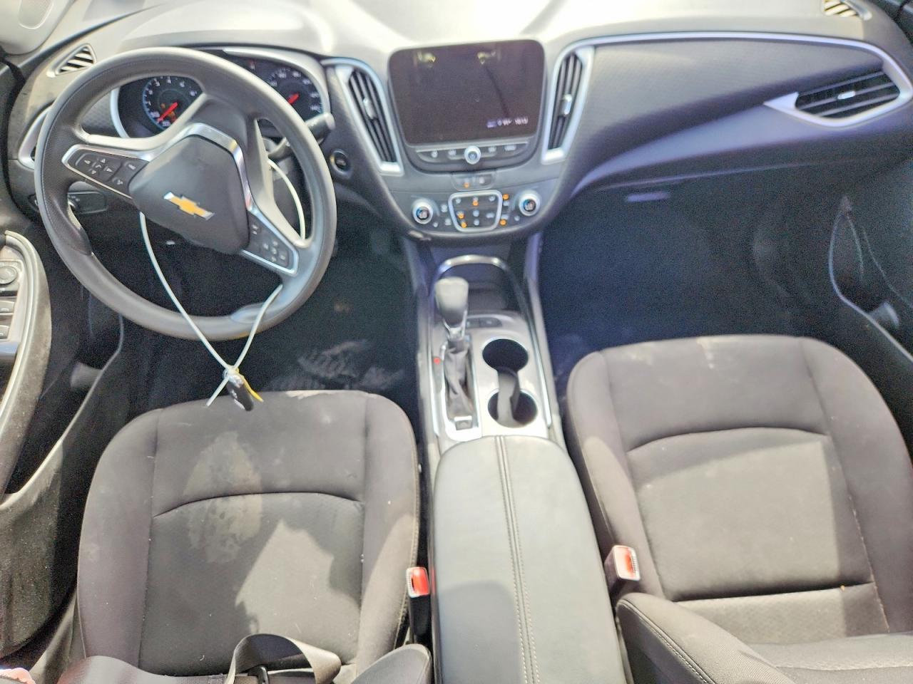 2024 Chevrolet Malibu Lt - zdjęcie 8