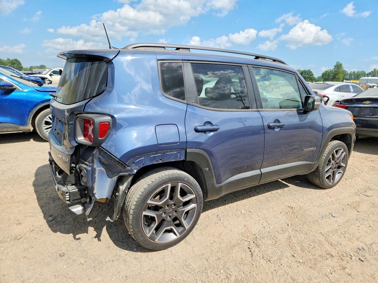 2021 Jeep Renegade Limited - zdjęcie 3