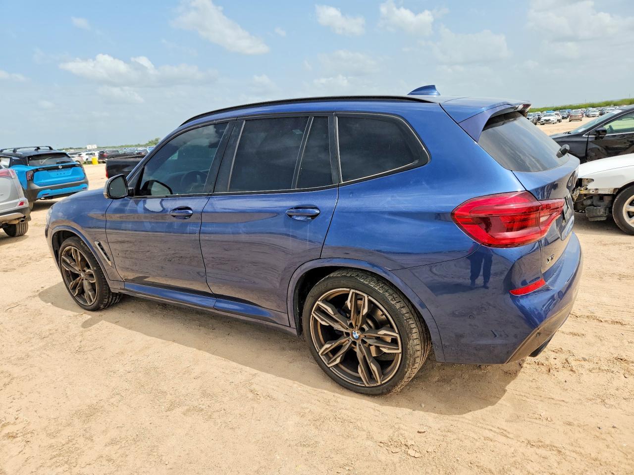 2020 BMW X3 xDrivem40I - zdjęcie 2